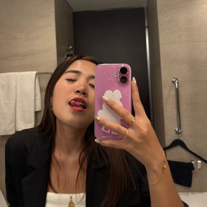 @momai272