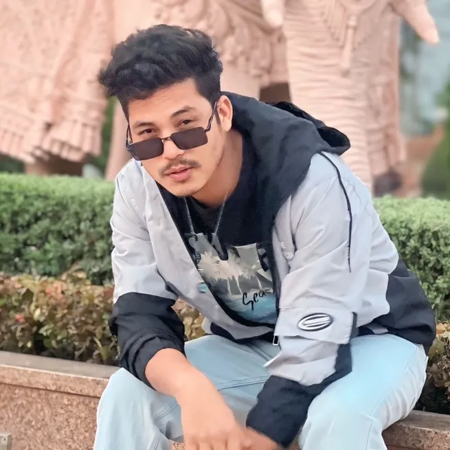 achhaamisaud2