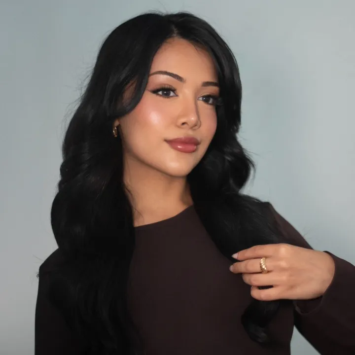 @makeupbyaishaz