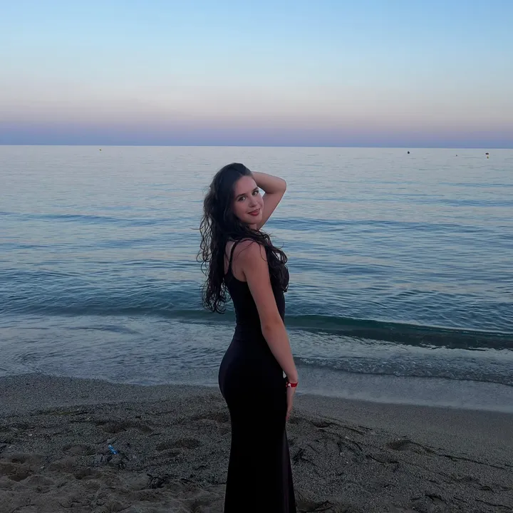nicoleta_lvrr