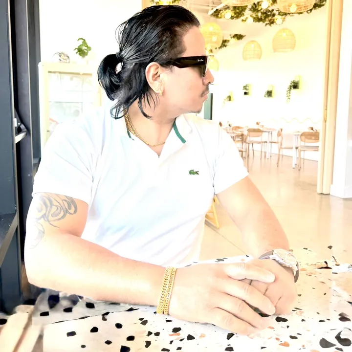 @rozinroyal_thakuri