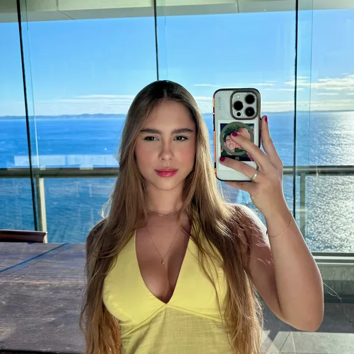 @clarapmaciel