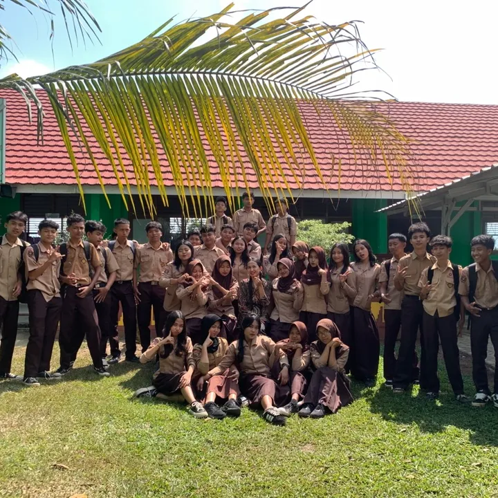 @xi.7smansar
