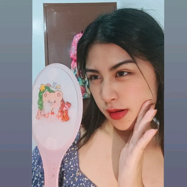 @thalialuzzz