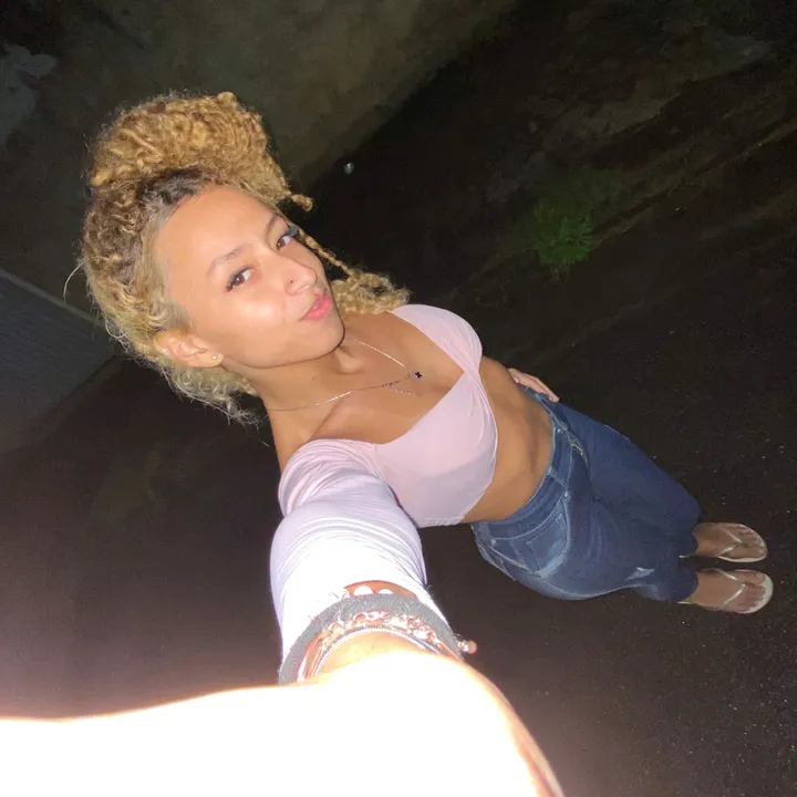 @loirinhamanuzinha02