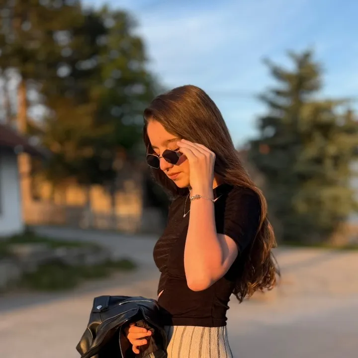 @pintaricmonika