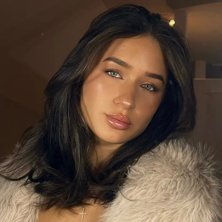 @.mariahnina