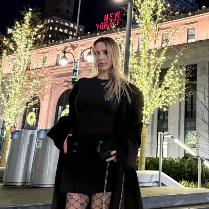 @kardelenakbay