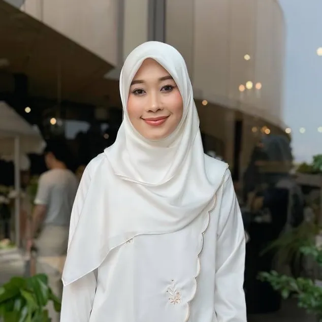 @nynabukater