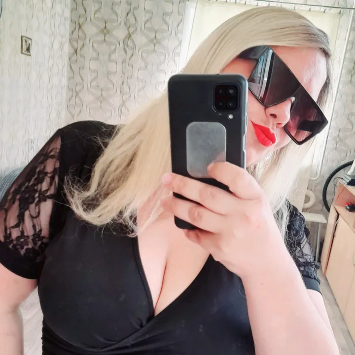 @sharova_aleksa