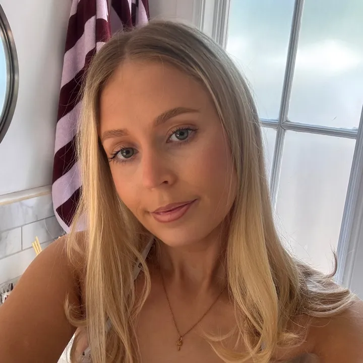@annachloe010