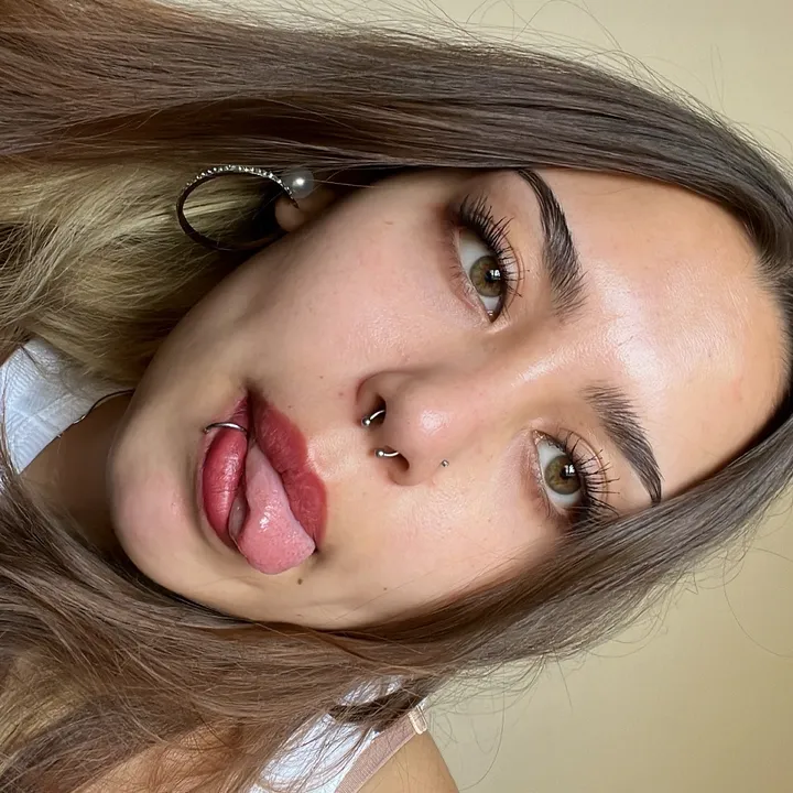 @valpazzzzz