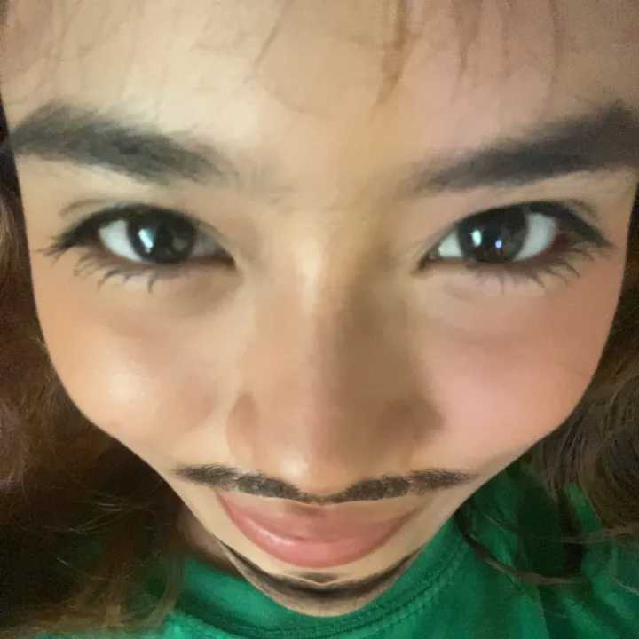 @aehkyrr