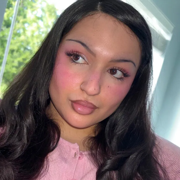 @mynameisnaz