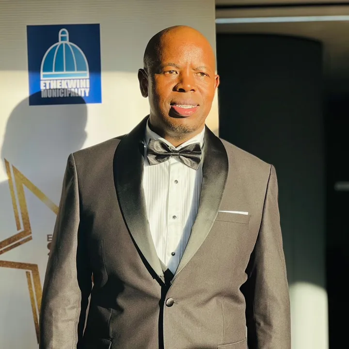 @nkosenhlemadlala
