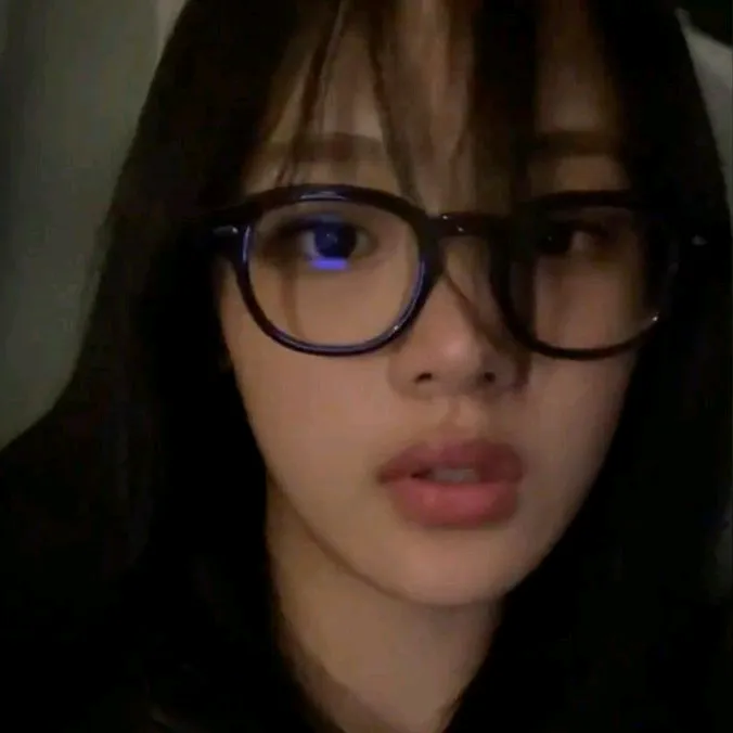 @dinqqqkr
