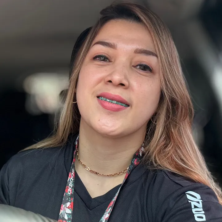 @virginalipssofainterior