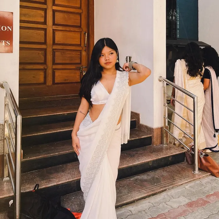 @moonkovers_