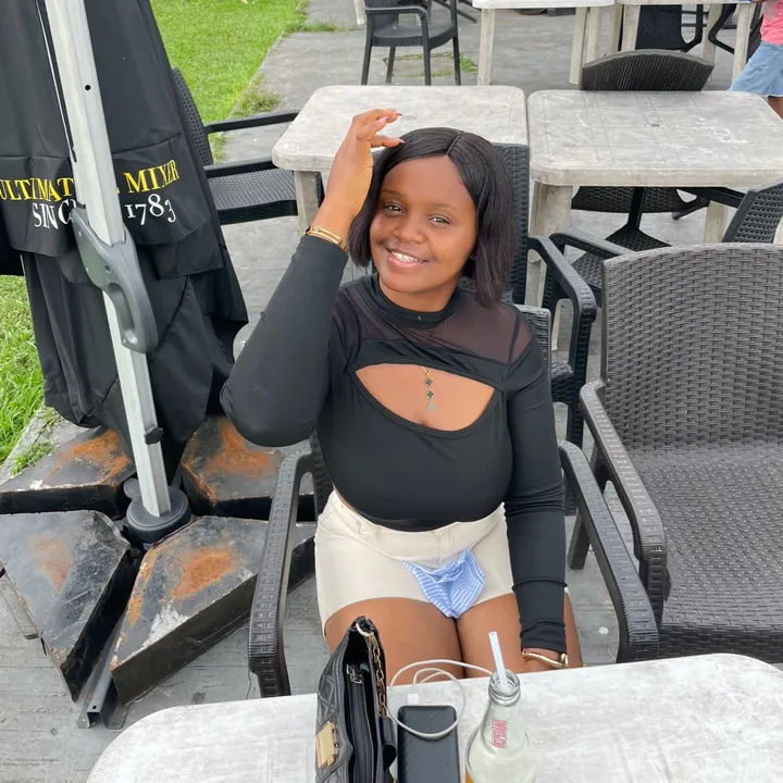 @ellaekanem