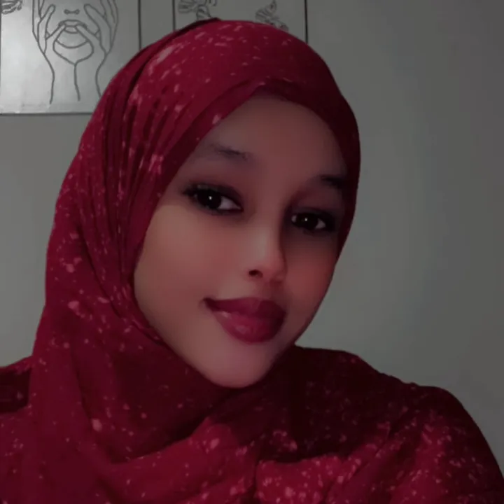 @queen_manaal24