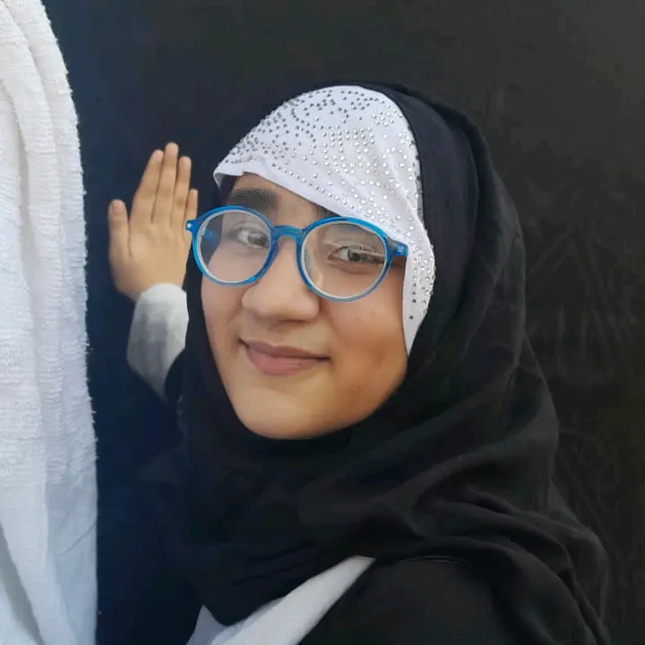 @laibaranii2570