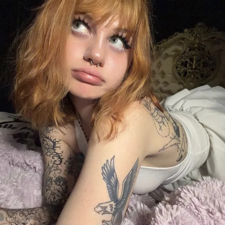 @trashybagqueen