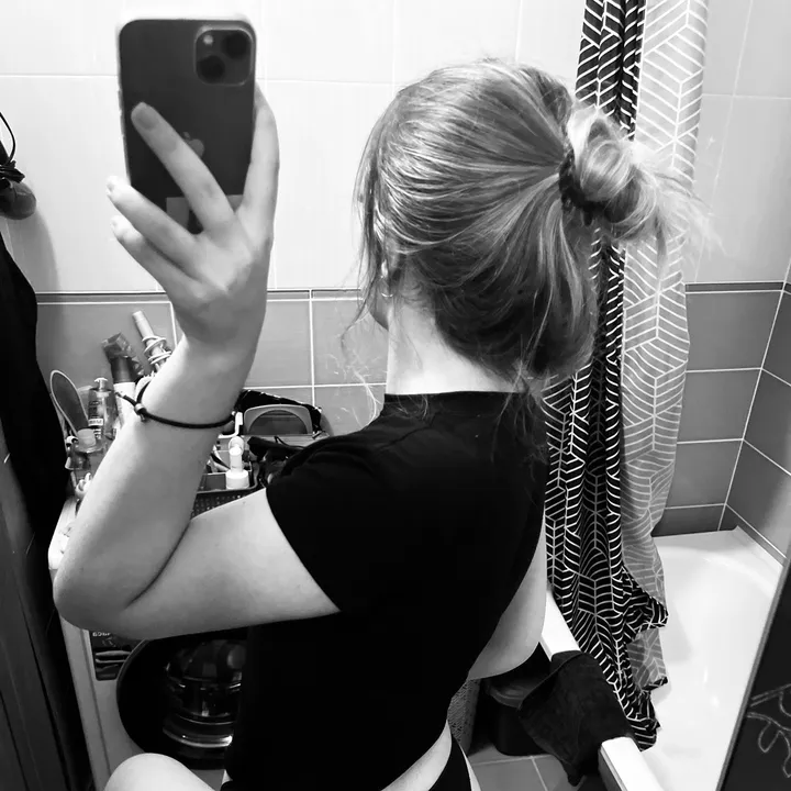 @linabliinn