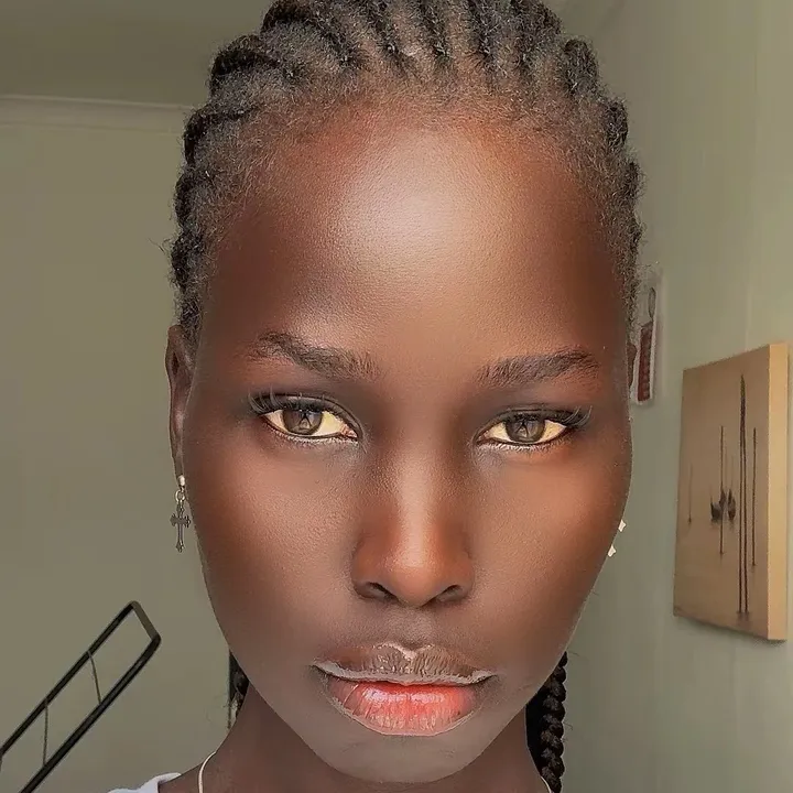 @kadelladien