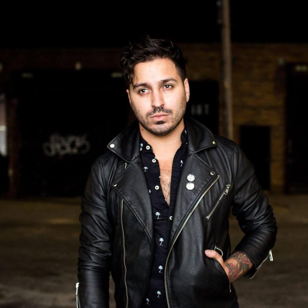 Download a video of nnevelpappermann