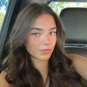 Annalise Schmilinsky