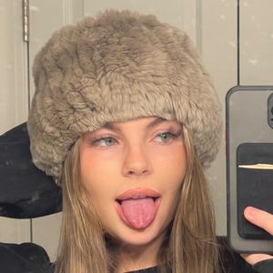 Lola Belle