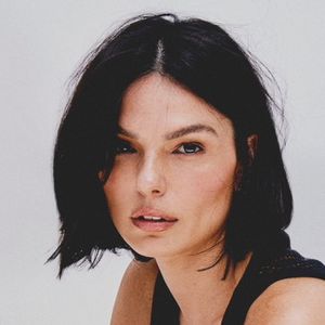 isis valverde